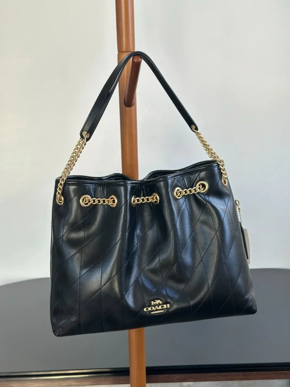 ⚫Coach Black Diamond Quilted Leather Chain Drawstring Shoulder Tote Bag - Picture 2 of 8